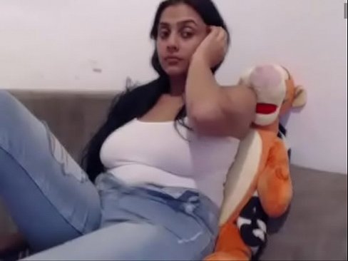 Big boobs  Hot Bhabhi Nude show on myhotporn
