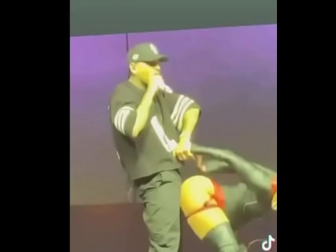 BBC R&B Singer & Caked Up Dancer Getting Freaky