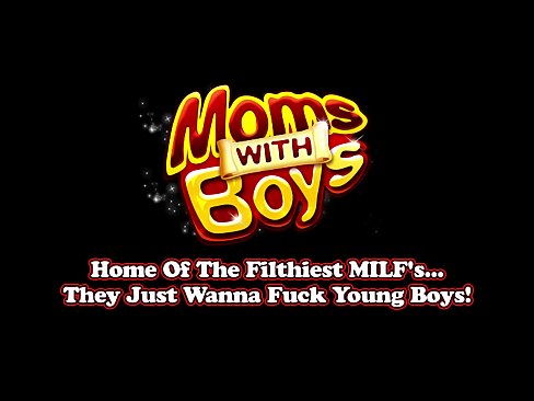 Moms With Boys MILF Maya Lee's Asian Pussy Scored A Cum Inside