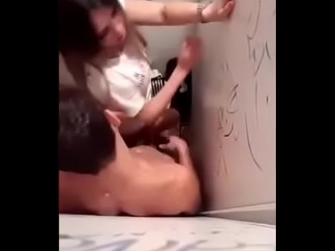 Jogador Daniel transando na balada