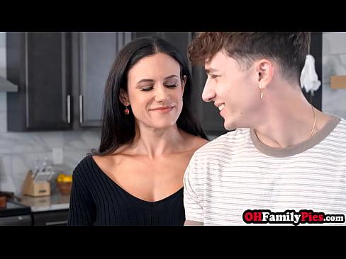 Big ass MILF and her petite big tits stepdaugher enjoyed hardcore foursome fucking after babes gave a blowjob  Big ass MILF and her petite big tits stepdaugher enjoyed hardcore foursome fucking after babes gave a blowjob