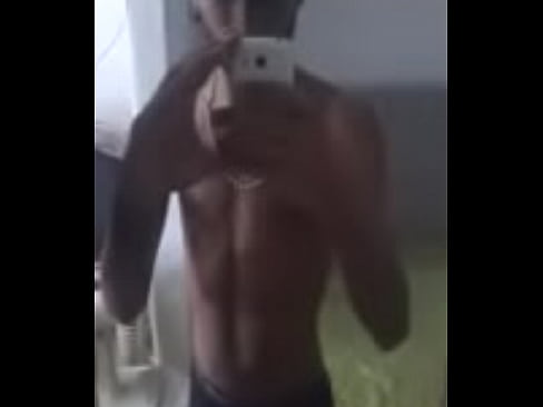 Leonardo Rodrigues on The Mirror