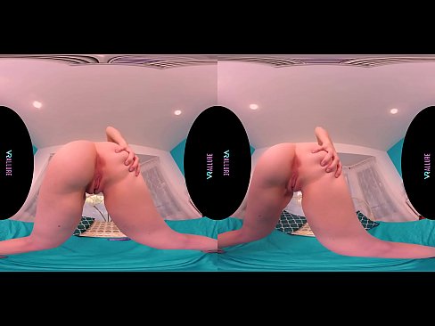 Naughty redhead with huge tits masturbating with a big vibrator until she orgasms in virtual reality