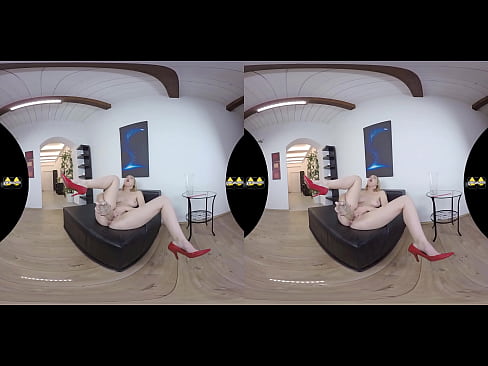 Amaris fucks her pussy with a bottle and pisses in VR