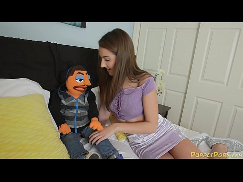 Lily Met the puppets and got fucked So good
