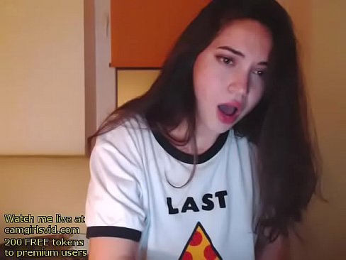 Beautiful teen webcam orgasm
