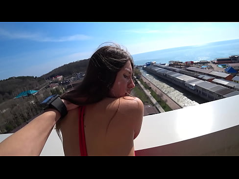 Risky public fuck with beauty in POV
