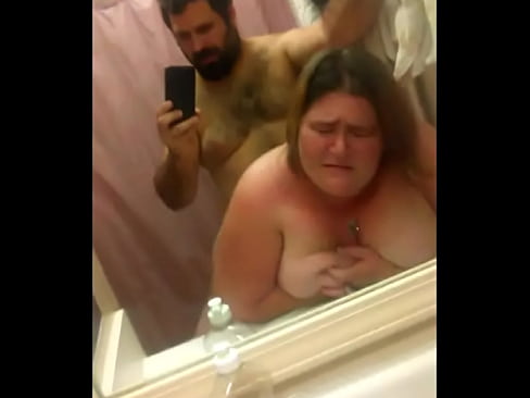 Fattie rammed the bathroom