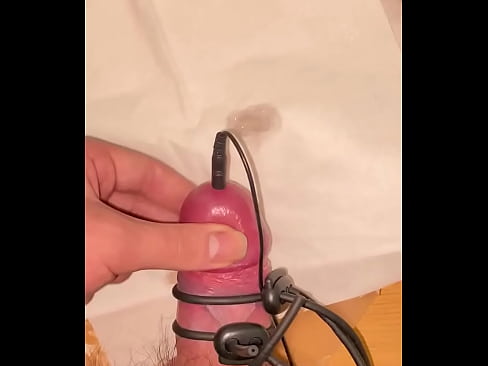 電流  射精 潮吹き 低周波 オナニー
