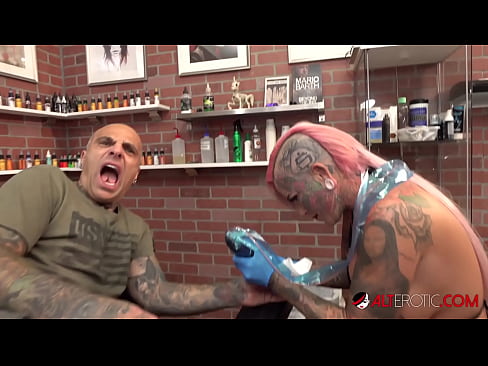 Inked up babe tattoos her friend then lets him stuff her cunt  Inked up babe tattoos her friend then lets him stuff her cunt