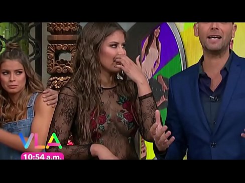 Vanessa Claudio Pezon marcado / descuido en tv