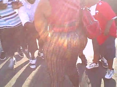 June at Summer Jam 2010 Girl shows it all