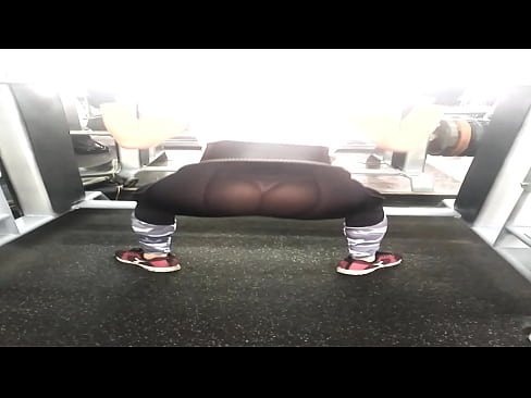 Nalgas y gemidos en TRANSPARENCIA