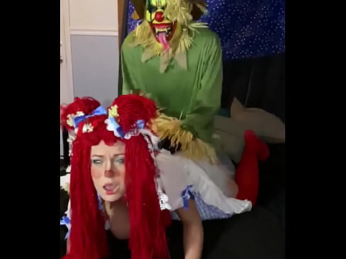 Gibby The Clown fucks Raggedy Ann Doll