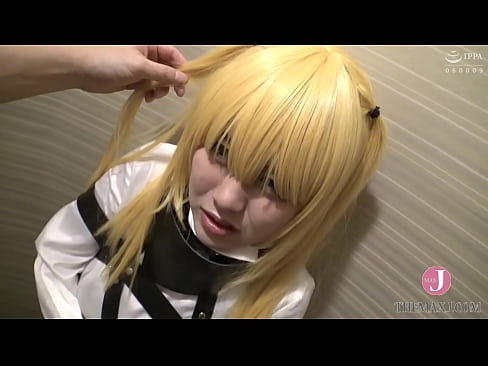 【Hentai Cosplay】Using adult toys on a beautiful woman dressed as a manga heroine.