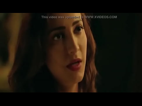 actress shruti hassan indian bollywood real sex video and looking damm hot sexy awesome and kissing in a room very passionately