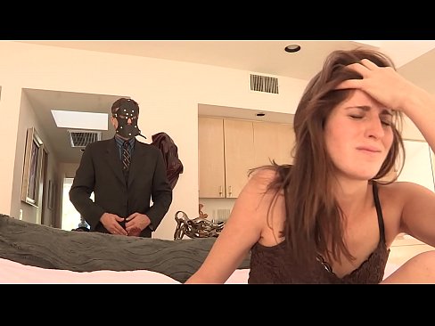 Kinky dude in leather mask concussed stunning brunette floozie Kara Price