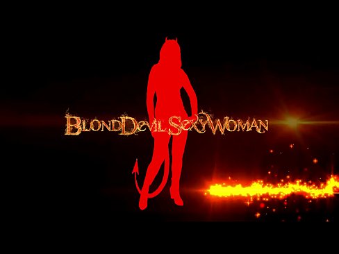 blondevilsexywoman(snow)