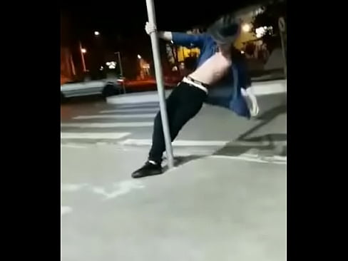 Strip na placa de trânsito