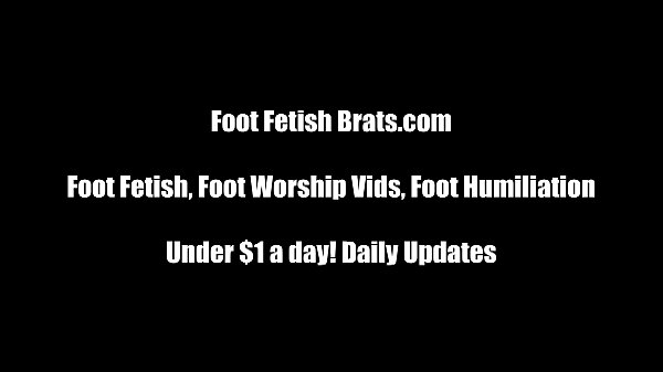 Lesbian Foot Worship and Footjob Porn Vids