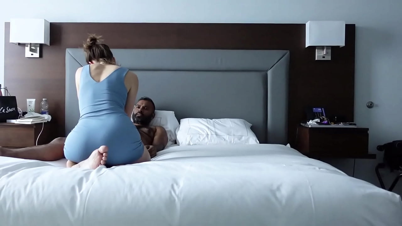 Interracial couple has some fun in a hotel room - Liza and Darian's love story