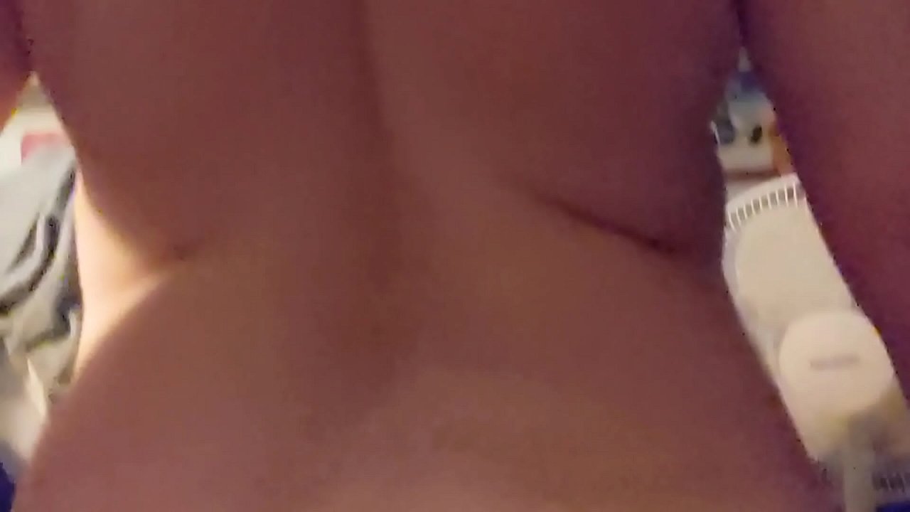 Chubby PAWG MILF reverse cowgirl fucking and doggy cums twice