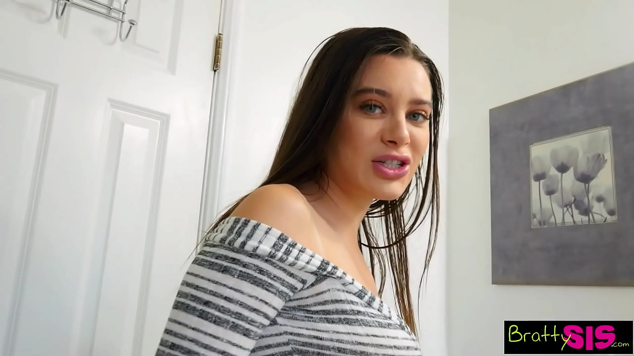 "Your the one who shoved your cock in me, stupid!" Lana Rhoades jokes to Stepbro - S5:E2
