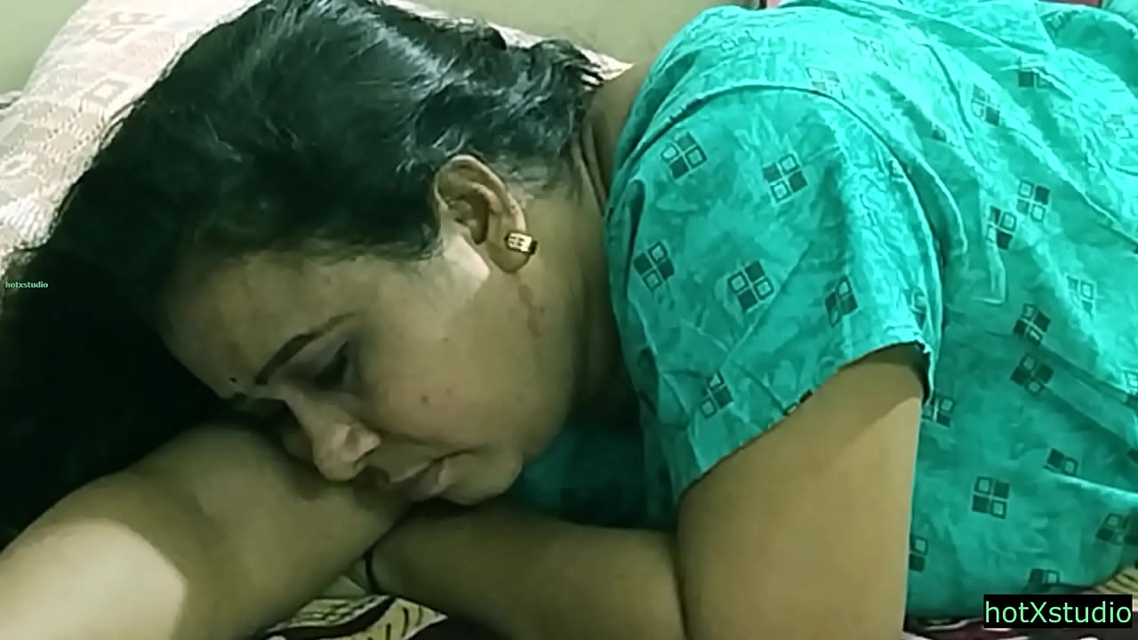 Indian hot Bhabhi roleplay hot sex with young husband!! He cum sudden!!