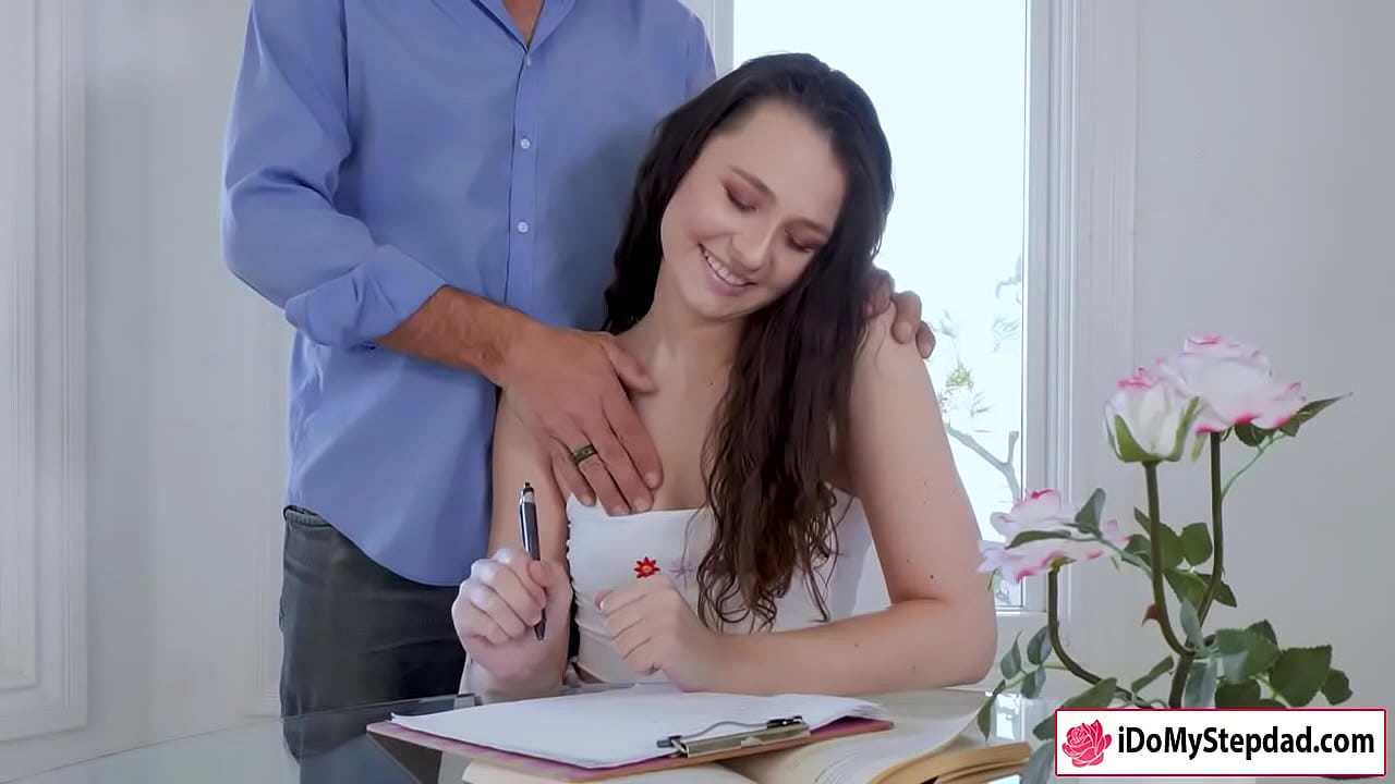 Stepdad helps his small tits teen stepdaughter do her homework while fucking her.The 19yo brunette deepthroats his big cock and then he bangs her cunt