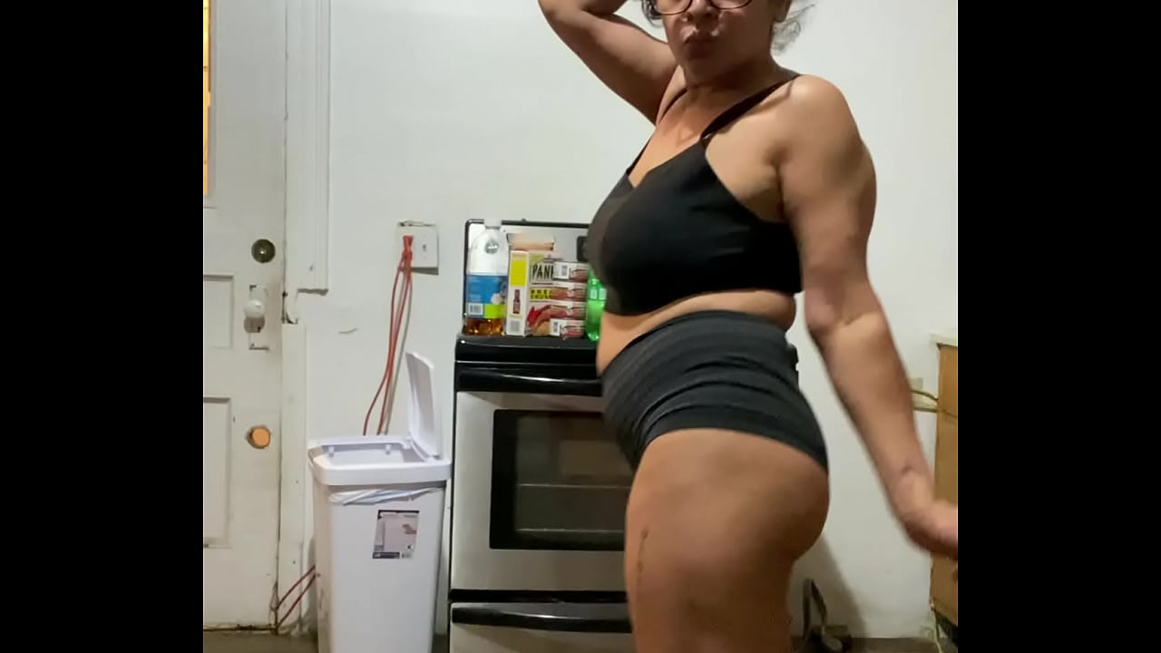 Hot sexy Dominican MILF Anna Maria dancing in black outfit