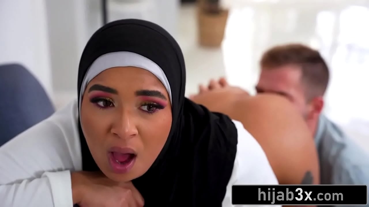Muslim Teen is an Anal Whore When Her Parents Are Not Around