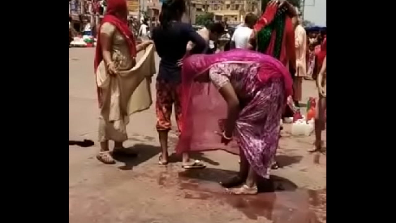 Desi Girl Drying Her Skirt
