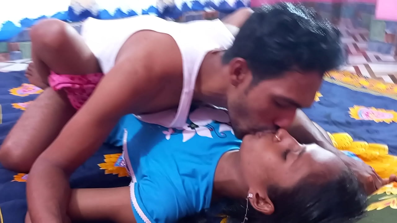 The bengali gets fucked in the threesome, of course. But not only the black girl gets fucked, but also the two guys fuck each other in the tight pussy during the village Bi threesome. The slut and the guys enjoy fucking each other in the threesome