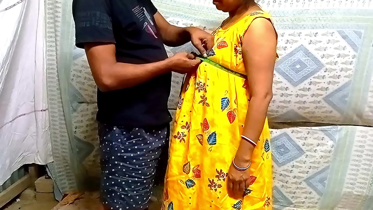 Desi indian Village Wife,s Tight Pussy Fucked By Tailor In Exchange Of Her Blouse Stitching Charges Very Hot Clear Hindi Sound