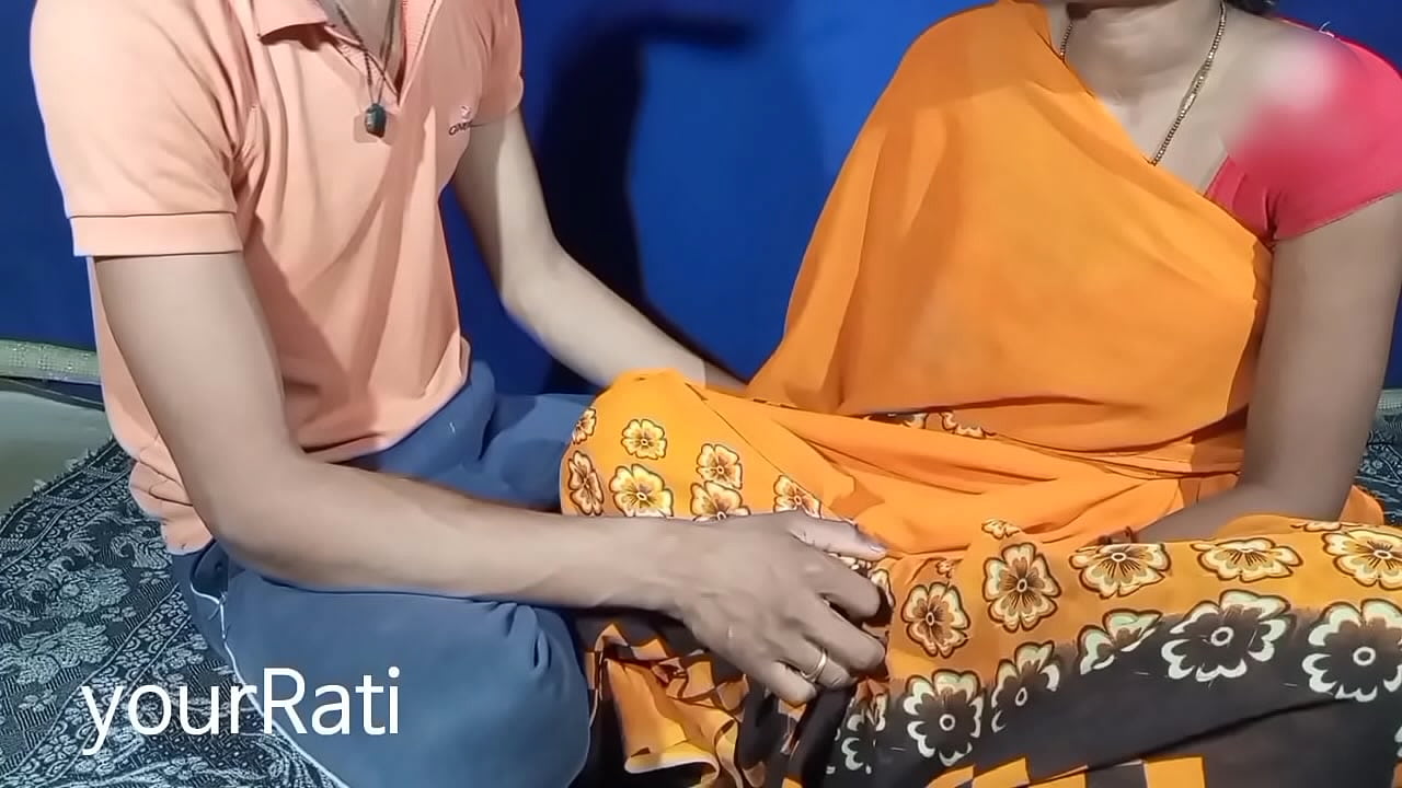 Hot indian bhabhi body massage my brothor clear Hindi voice homemade Sex