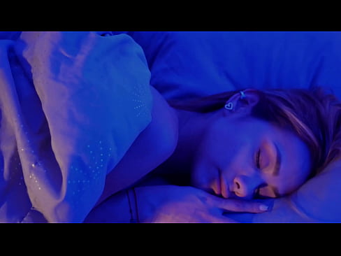 SLEEPY CREEPY DREAMS - Starring Veronica Leal