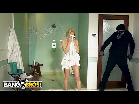 BANGBROS - Sexy Teen Khloe Kapri Takes Giant Rusky Cock In Her Tight Twat