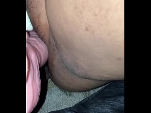 Latina fucked huge dildo