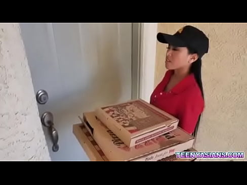 Delivery Girl2.mp4