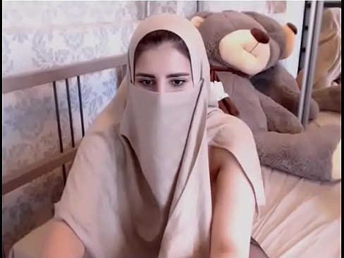 قحبة تركية تنتاك كميرة