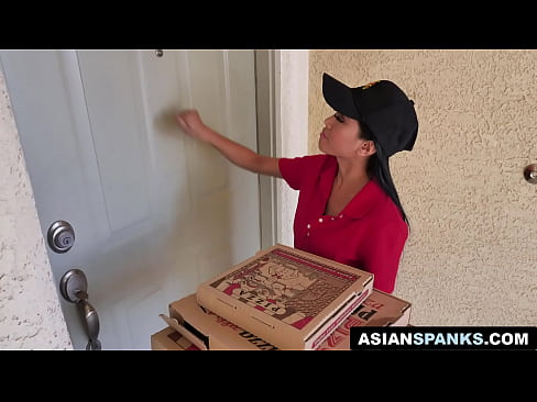 Guys Planing How to Fuck the Asian Pizza Delivery Teen