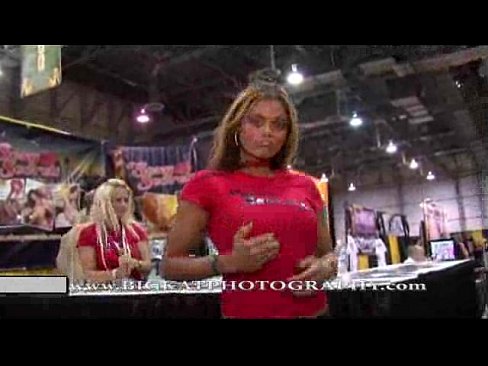 Big Kat's AVN footage