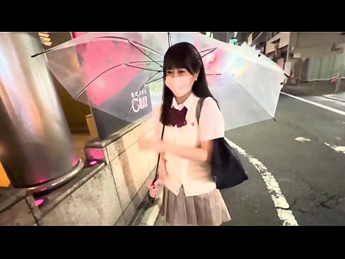 いつも一緒に下校している友達にバイトがあると嘘ついてやって来てくれました!あいりちゃんはマスクを取ってもちゃんと可愛かった…!それだけで高得点です。おまけに163cmの高身長で、おっぱいいっぱいFカップ。文句なしです。 https://x.gd/JIgKG