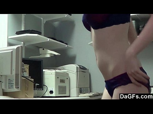 Dagfs - Exhibitionist Zoey Nixon Masturbates Naked In The Office