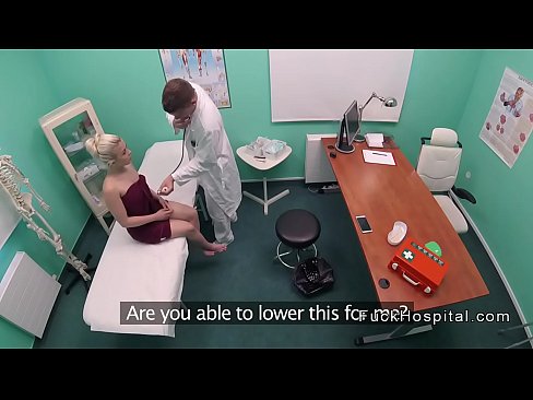 Doctor bangs beautiful spinner patient