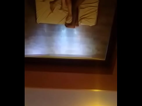 Sra silva8126 com dotado no anal agarrando o marido no motel.