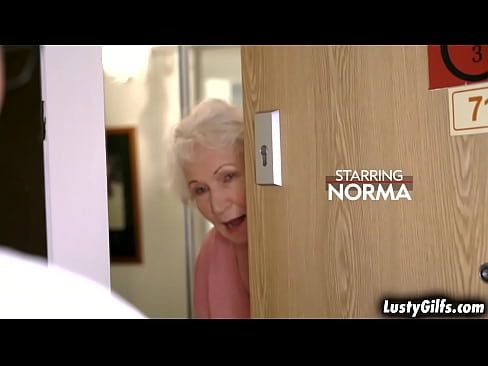 Young stud giving granny Norma B the cock she needs inside her vintage pussy