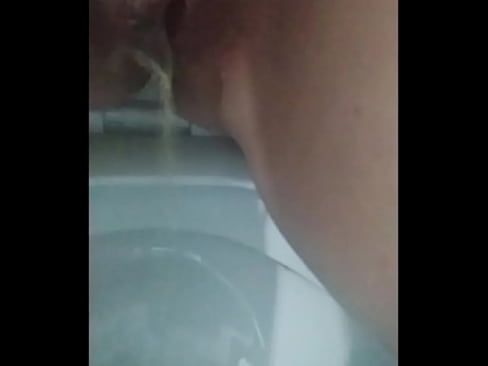 Leyva Hot ctdx making the wishes of her fans come true by pissing and recording it