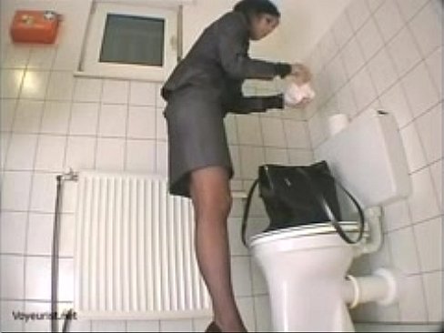 I wanted to caress. Hidden camera in the toilet