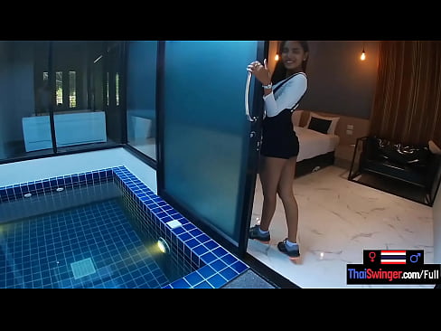 Asian GF amateur likes getting spanked and also fucking in a jacuzzi